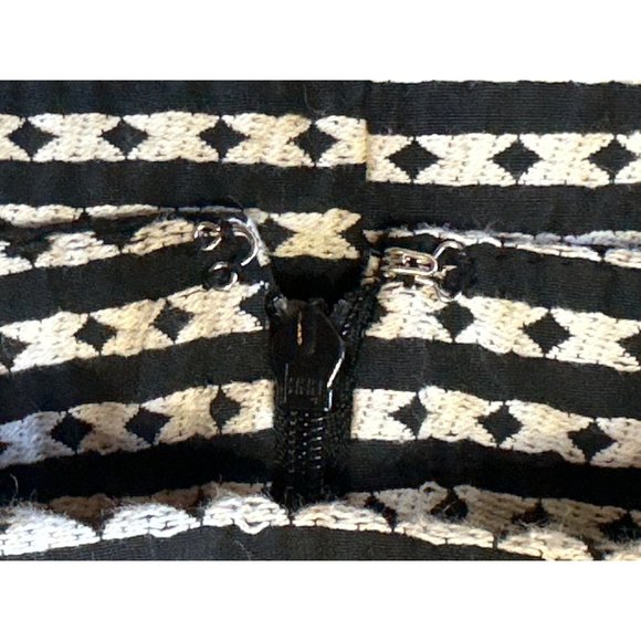 Merona Straight Pencil Knee Length Skirt Geometric Polyester Blend Women Size 4 - Picture 6 of 12